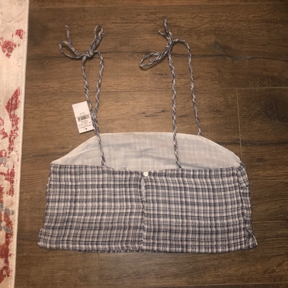 American Eagle Cropped Tank Top - Picture 4 of 9